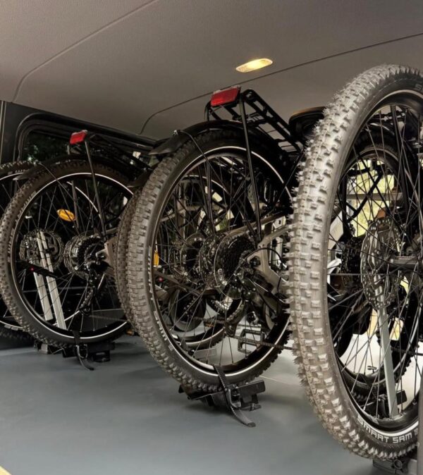 WhatsApp Image 2026-03-24 at 18.48.35 (1) Mercedes Sprinter 4x4 (2025/2026)