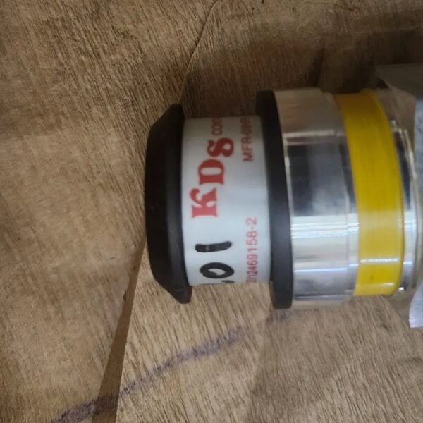 WhatsApp Image 2026-04-02 at 22.04.03 (1) New Hmmwv KDS Temperature Sending unit (TSU)