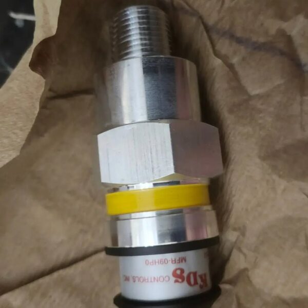 WhatsApp Image 2026-04-02 at 22.04.03 New Hmmwv KDS Temperature Sending unit (TSU)