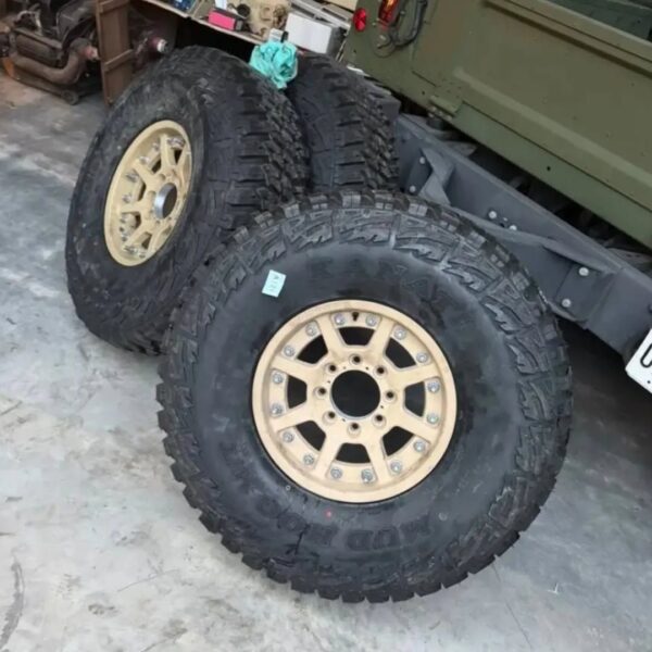 Hummer h1 or humvee wheels and tires