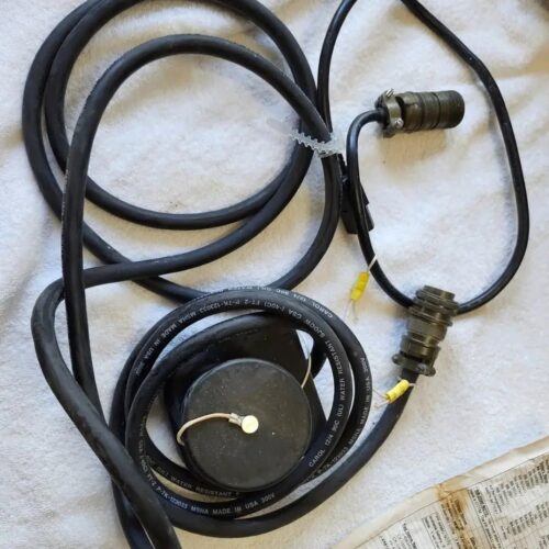 Hmmwv nato power supply plug and cable