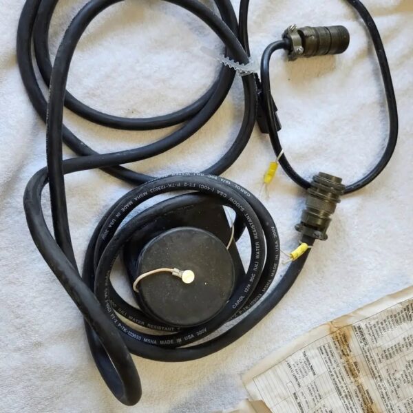 Hmmwv nato power supply plug and cable