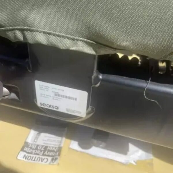 WhatsApp Image 2026-04-03 at 23.20.13 Oshkosh seat with spring base Humvee HMMWV m998 1123 1145 1165